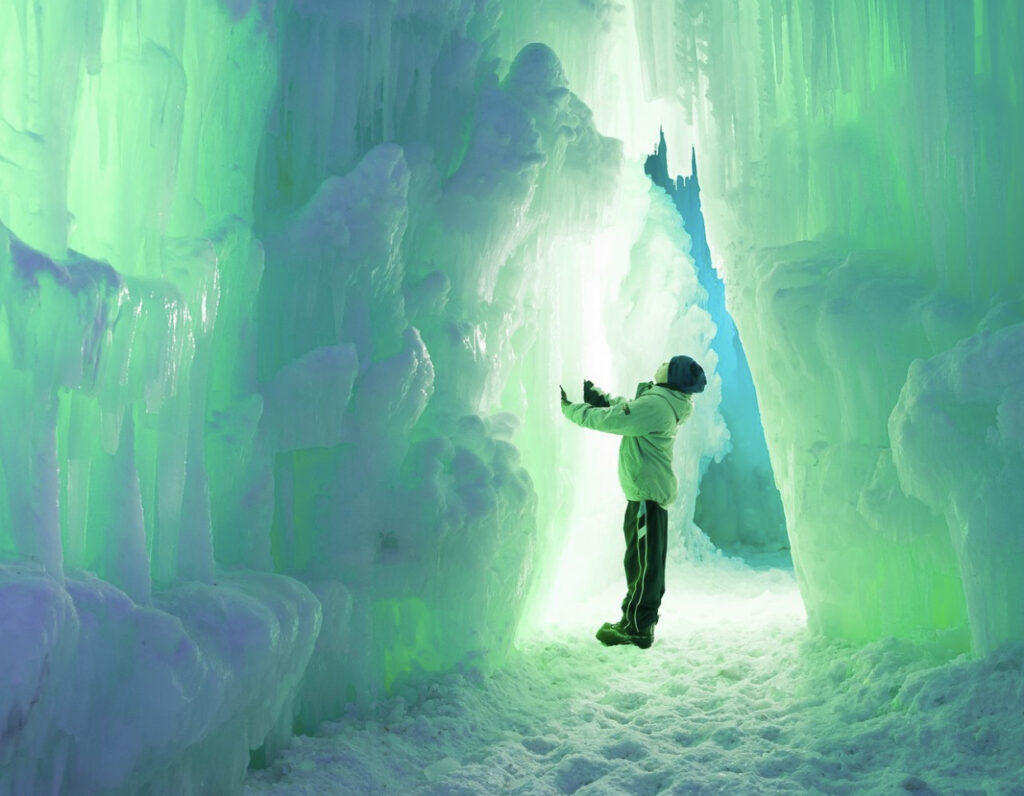 Cripple Creek Ice Sculptures icecastles.com